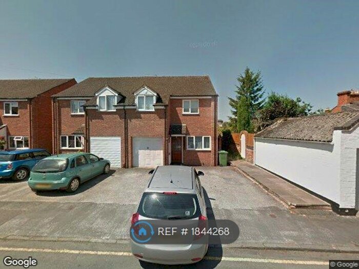 3 Bedroom Semi-Detached House To Rent In Holtom Street, Stratford-Upon-Avon, CV37