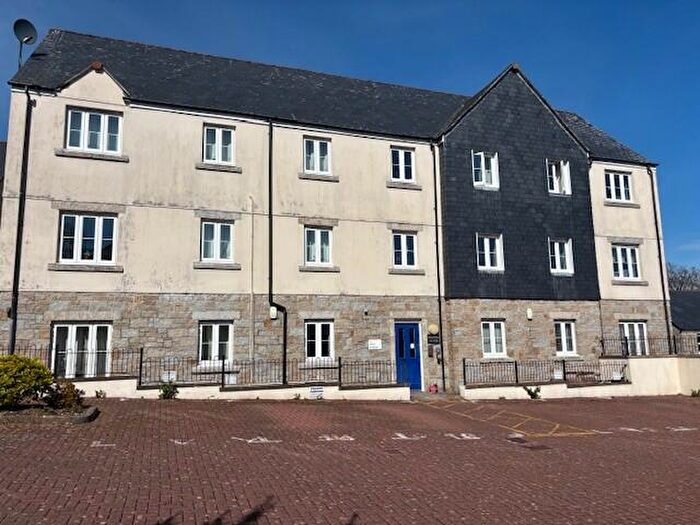 2 Bedroom Flat To Rent In Pagoda Drive, Duporth, PL26