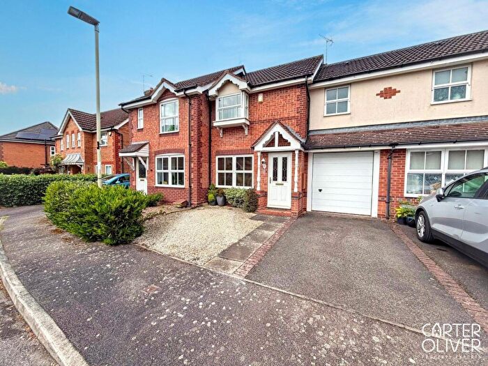 3 Bedroom Terraced House For Sale In Azalea Close, Lutterworth, LE17