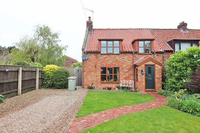 3 Bedroom Semi-Detached House For Sale In Ings Lane, North Cotes, DN36