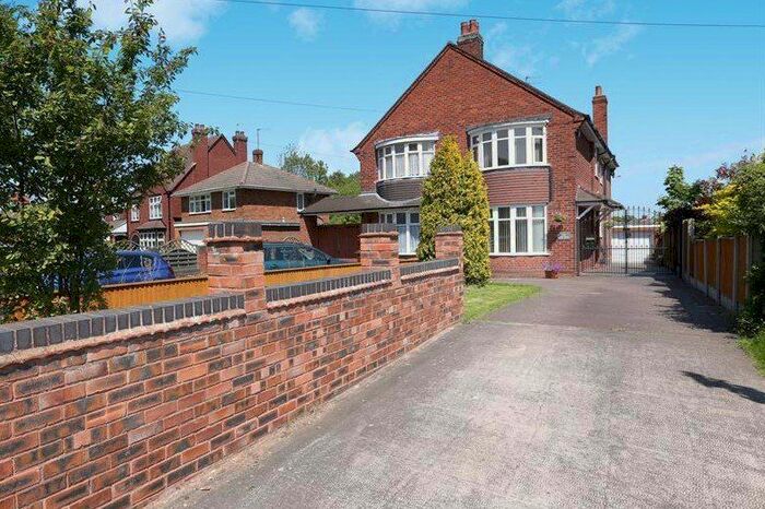 3 Bedroom Semi-Detached House To Rent In Pear Tree Lane, Wednesfield, Wolverhampton, WV11