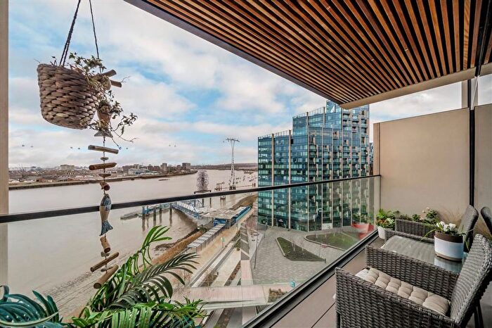 1 Bedroom Flat For Sale In Cutter Lane, Greenwich, SE10