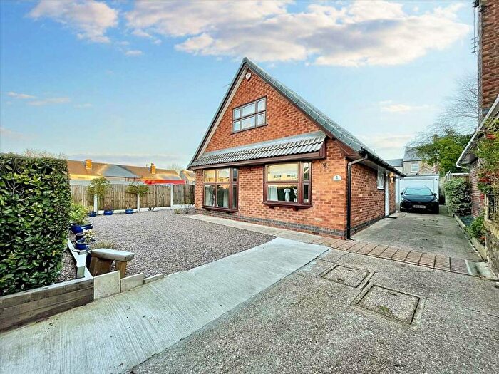 3 Bedroom Bungalow For Sale In Dabek Rise, Kirkby In Ashfield, NG17