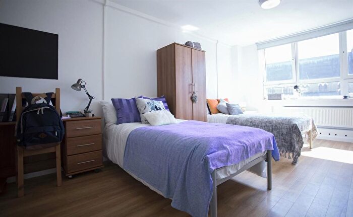 Studio To Rent In Kensal Road, London, W10