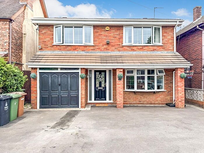 4 Bedroom Detached House For Sale In Wood Lane, Willenhall, WV12