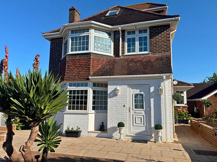 5 Bedroom Property To Rent In North Road, Portslade, BN41
