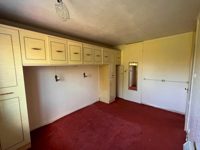 2 Bedroom Semi-Detached Bungalow For Sale In Hallgarth Close, Middlesbrough, TS5