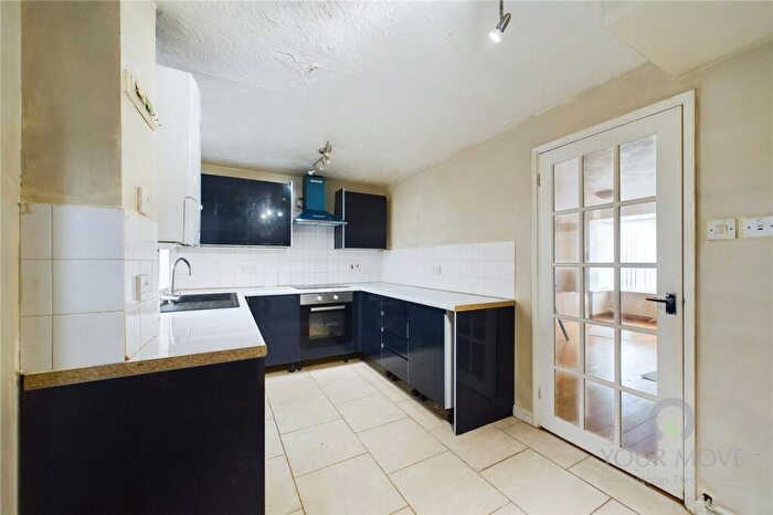3 Bedroom Semi-Detached House To Rent In Emley Close, Beau Manor, Northampton, NN3