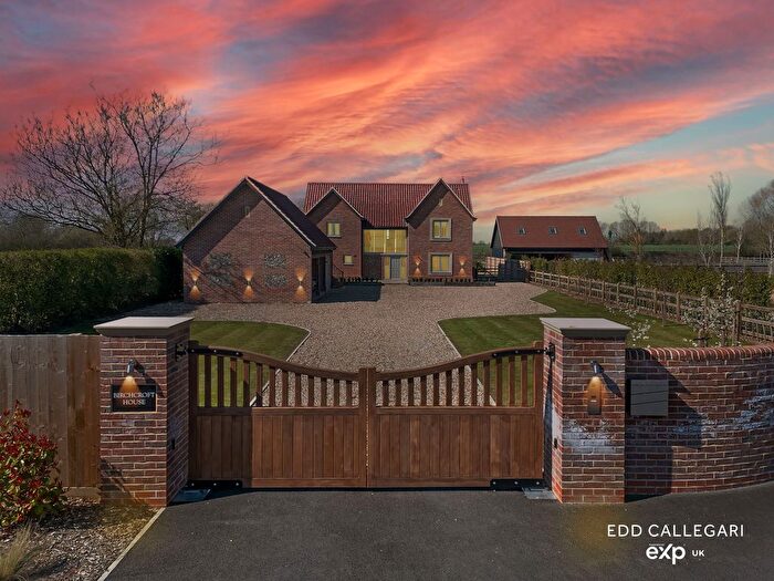 4 Bedroom Detached House For Sale In Birchcroft House With Land, IP14