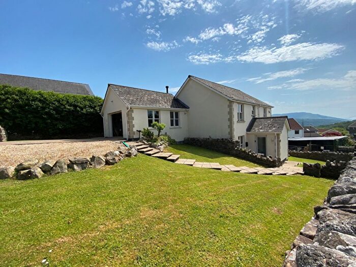 4 Bedroom Detached House For Sale In Ystradfellte Road, Pont Nedd Fechan, Neath, Neath Port Talbot., SA11
