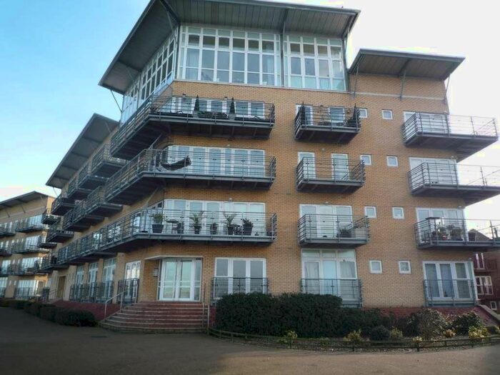 2 Bedroom Flat To Rent In Lightermans Way, Greenhithe, DA9