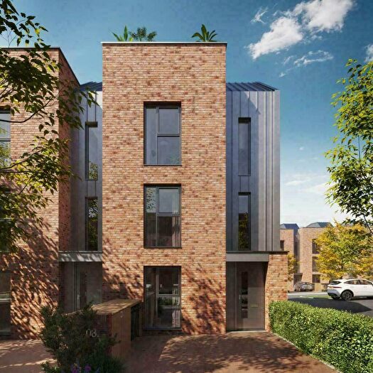 2 Bedroom Town House For Sale In Collyhurst Village, Collyhurst, Manchester, M40