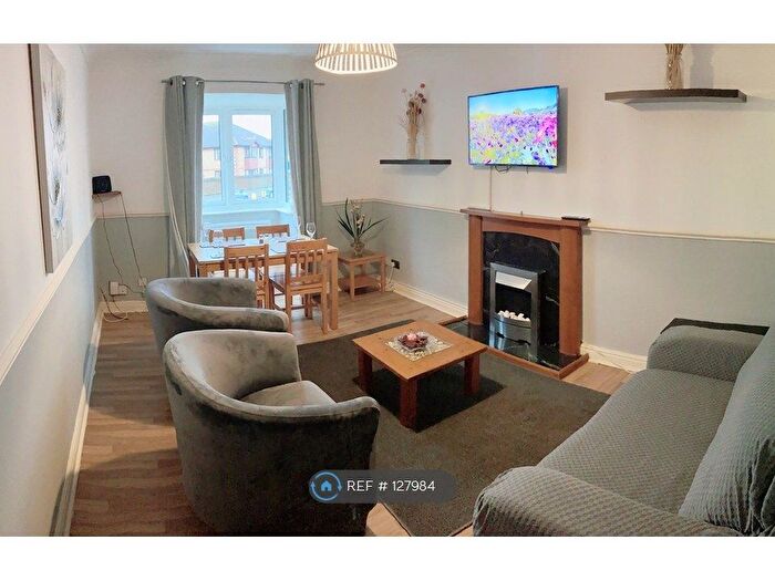 2 Bedroom Flat To Rent In Stephenson Way, Corby, NN17