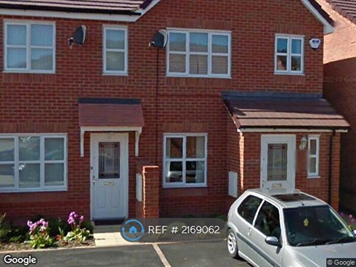 3 Bedroom End Of Terrace House To Rent In Llys Onnen, Llandudno Junction, LL31