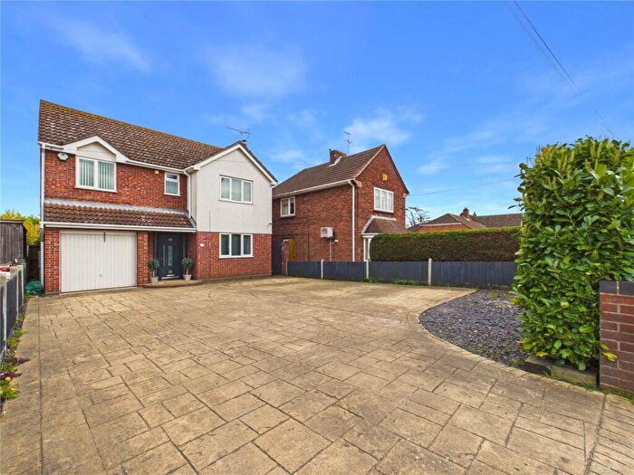 4 Bedroom Detached House For Sale In Rowhedge Road, Colchester, CO2