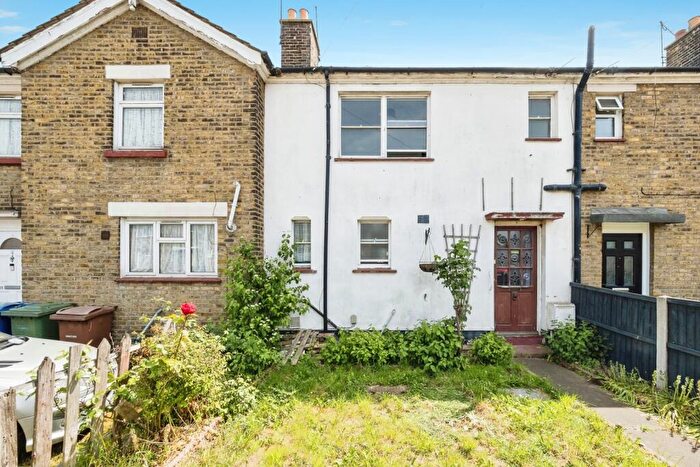 3 Bedroom Terraced House For Sale In Church View, Aveley, South Ockendon, Essex, RM15