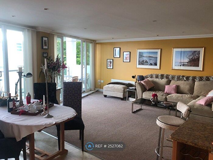 2 Bedroom Flat To Rent In The Reach, Shanklin, PO37