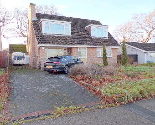 4 Bedroom Detached House For Sale In Knights Road, Bournemouth, Dorset, BH11