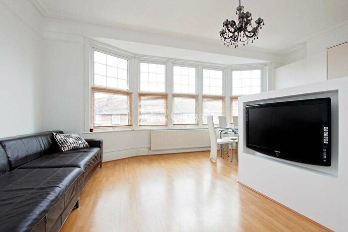1 Bedroom Flat To Rent In Green Lanes, Winchmore Hill, N21