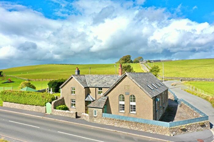 6 Bedroom Detached House For Sale In Glasfryn, Corwen, LL21