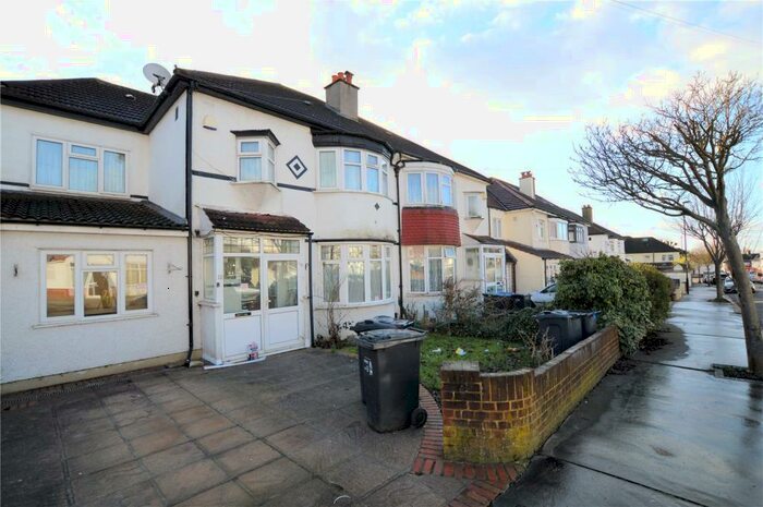4 Bedroom House To Rent In Maryland Road, Thornton Heath, CR7