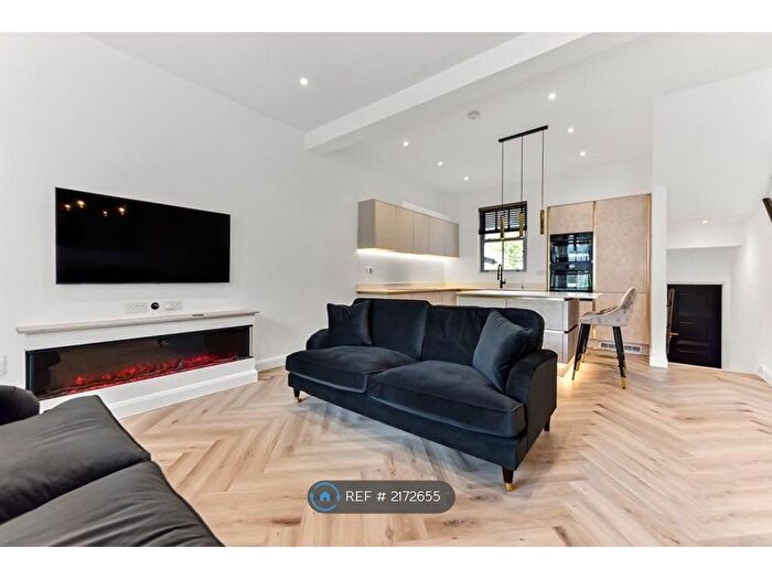 4 Bedroom Maisonette To Rent In Stansfield Road, London, SW9