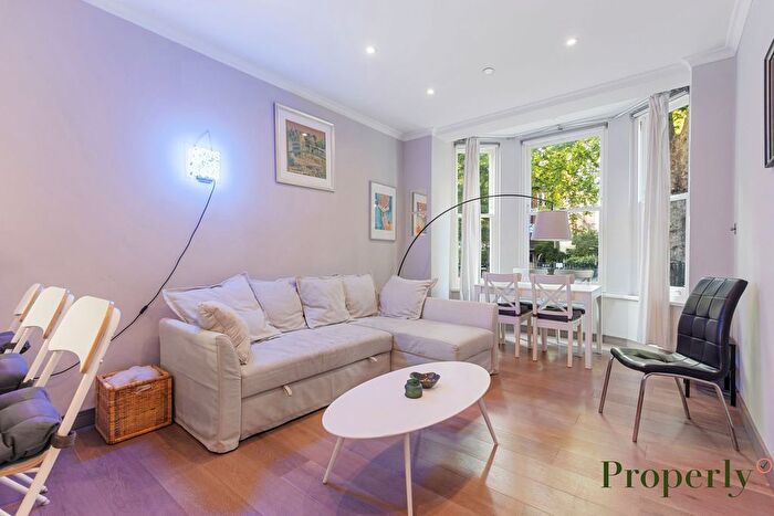 2 Bedroom Flat To Rent In Red Lion Square, Halsey House, WC1R