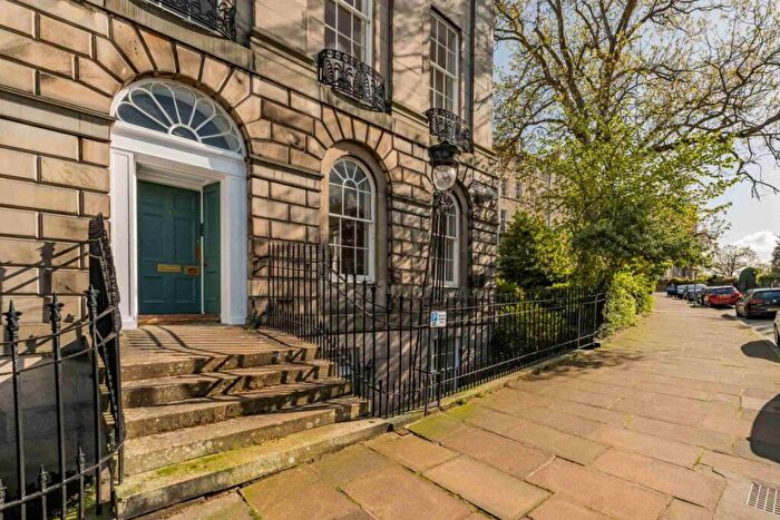 3 Bedroom Flat To Rent In Doune Terrace, New Town, Edinburgh, EH3