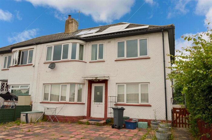 2 Bedroom Maisonette To Rent In Rothbury Gardens, Isleworth TW7