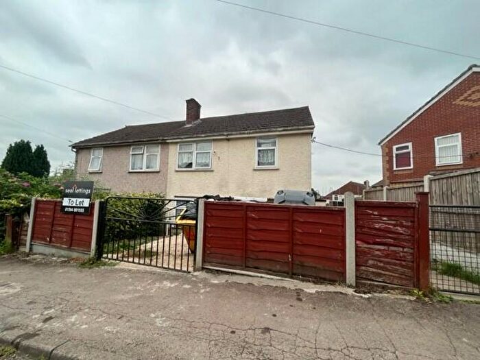 3 Bedroom Semi-Detached House To Rent In Purton Place, Lydney, Gloucestershire, GL15