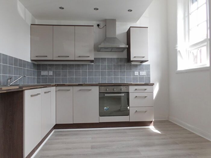 2 Bedroom Flat To Rent In Heritage Court, Mansfield, NG20