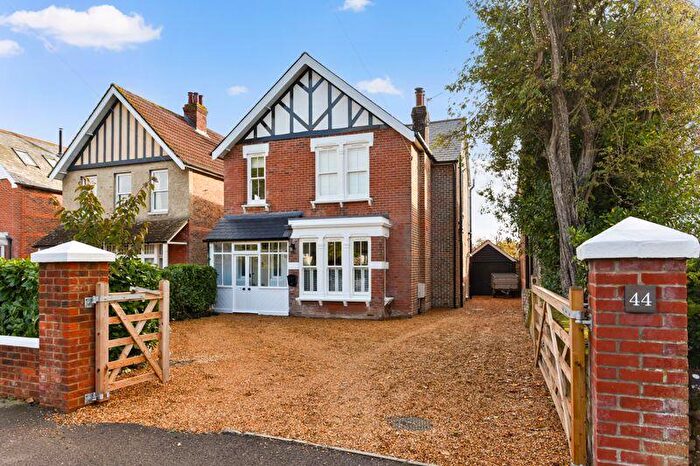 Detached House For Sale In Westbourne Avenue, Emsworth, PO10
