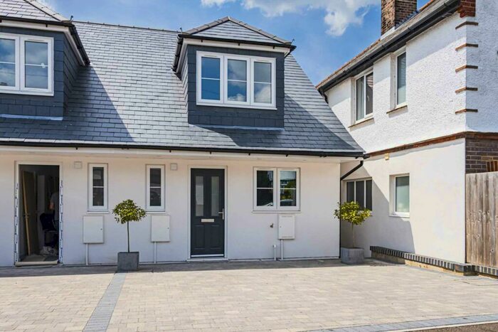 3 Bedroom Semi-Detached House To Rent In East Street, Hemel Hempstead Month Let Only, HP2