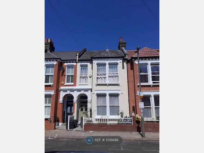 4 Bedroom Terraced House To Rent In Gaskarth Road, London, SW12