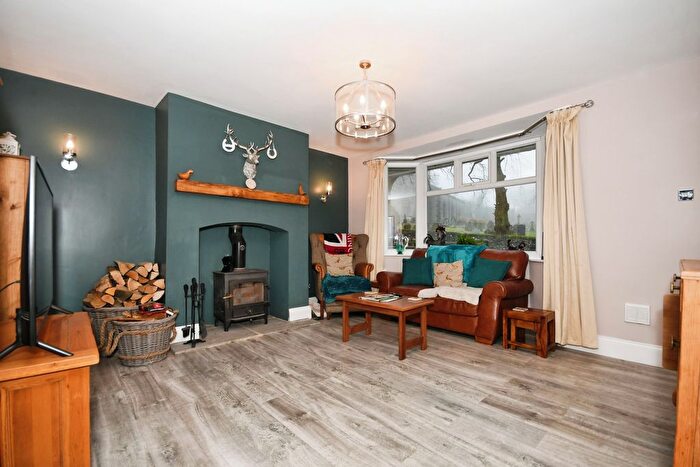 2 Bedroom Semi-Detached House For Sale In Earl Sterndale, Buxton, SK17