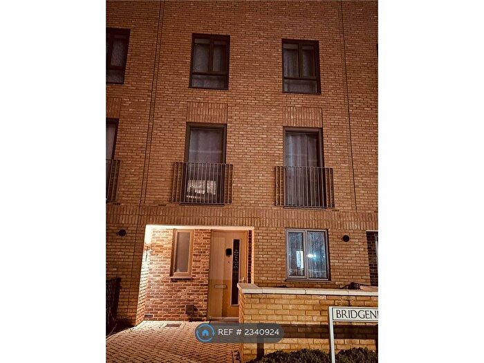 3 Bedroom Terraced House To Rent In Bridgend Crescent, Rainham, RM13