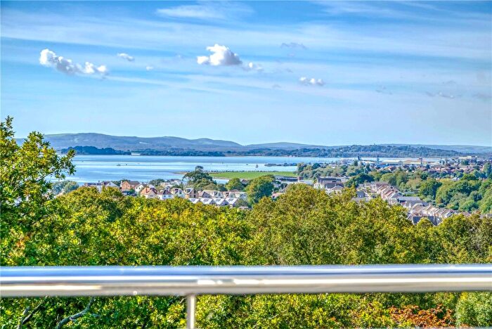 3 Bedroom Apartment For Sale In Windsor Road, Poole, Dorset, BH14