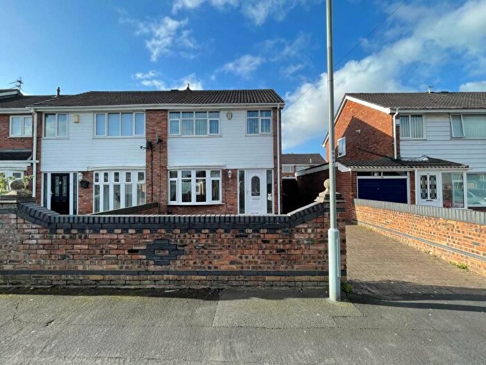 3 Bedroom Semi Detached House For Sale In Douglas Way, Kirkby, L33