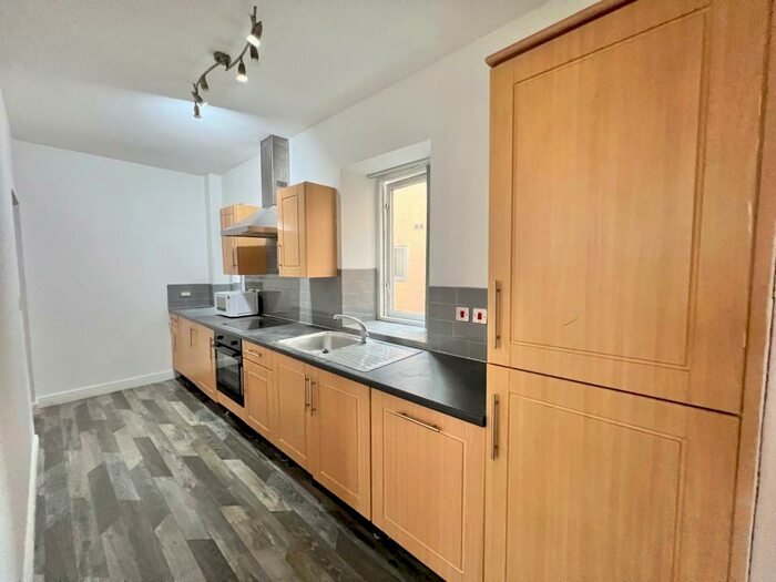 2 Bedroom Apartment To Rent In Calder Court, Town Hall Street East, Halifax, HX1