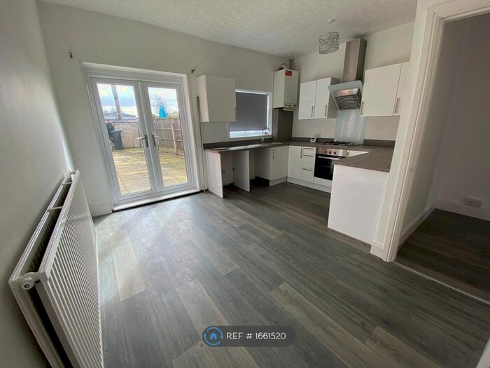 3 Bedroom Terraced House To Rent In Raymond Street, Swinton, Manchester, M27