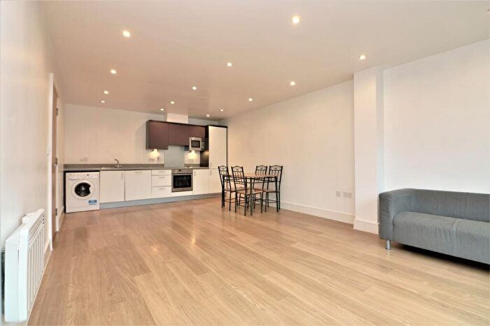 2 Bedroom Apartment To Rent In Salmon Lane, London, E14