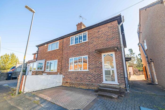 3 Bedroom Semi-Detached House For Sale In Milner Road, Burnham, SL1