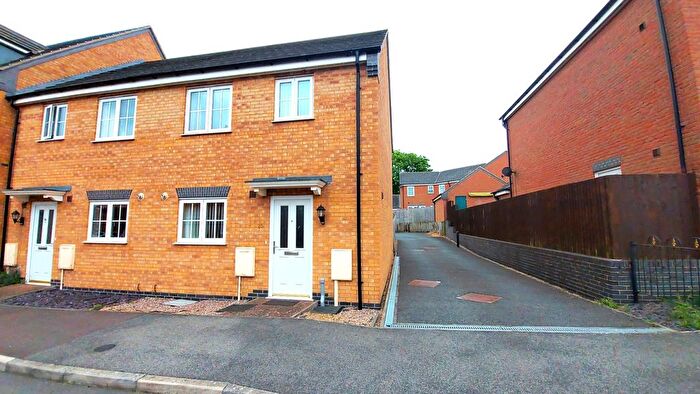 3 Bedroom End Terrace House For Sale In Tom Childs Close, Grantham, NG31
