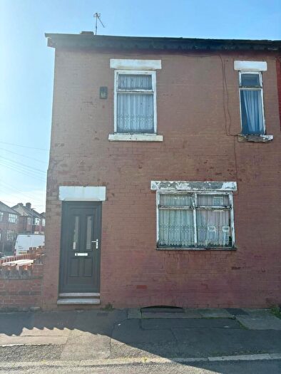 3 Bedroom End Of Terrace House For Sale In Clough Road, Blackley, Manchester, M9