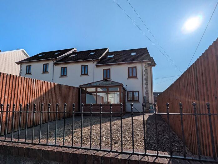 3 Bedroom End Of Terrace House For Sale In Astoria Place, Ystradgynlais, Powys., SA9