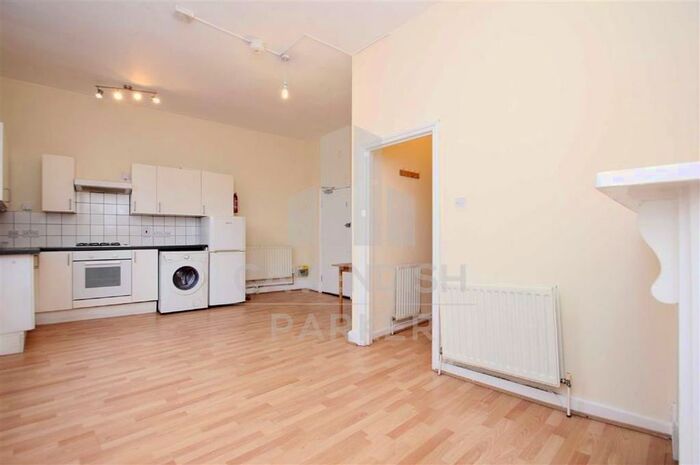 1 Bedroom Flat To Rent In Archway Road, Highgate, London N6