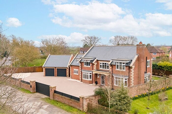 4 Bedroom Detached House For Sale In Main Street, Sutton On Derwent, York, YO41