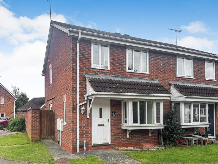 3 Bedroom Semi-Detached House For Sale In North View Close, Asfordby Valley, LE14