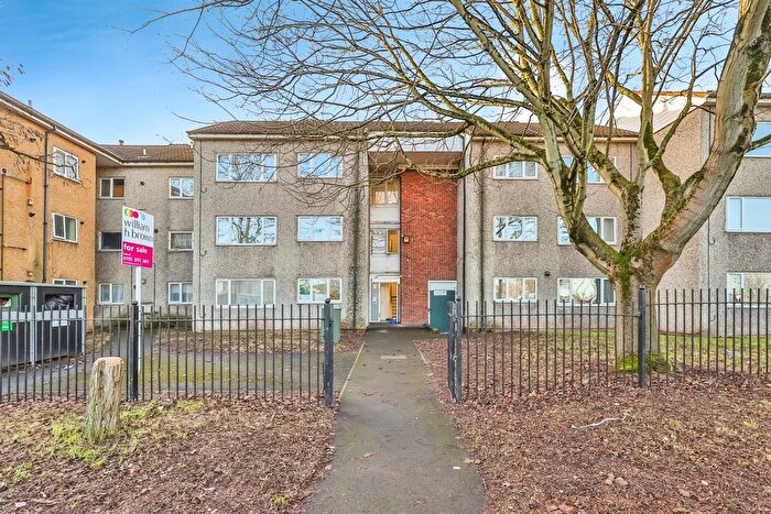 1 Bedroom Flat For Sale In Cinderhill Walk, Nottingham, NG6