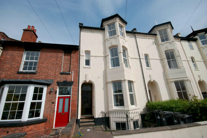 1 Bedroom Flat To Rent In Tachbrook Road, Leamington Spa, Warwickshire, CV31